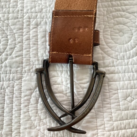 Handcrafted Brown Leather Belt With Unique Crossed Metal Hook Buckle Size 30 - Picture 9 of 14